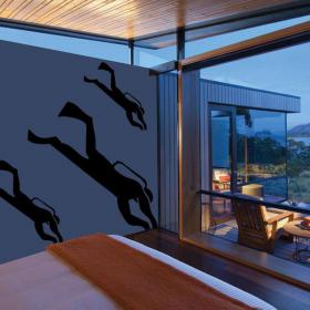 Decorative vinyl divers