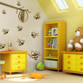 Decorative vinyl bees and honeycomb