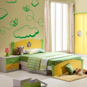 Decoration walls bees and clouds