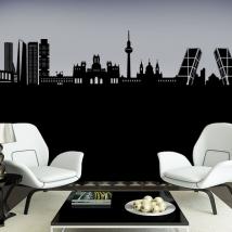 Luminescent panels dividing fluowall Madrid Skyline