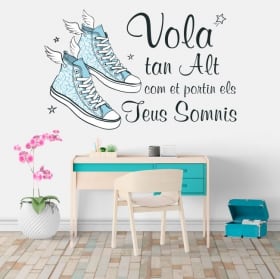 Vinyl motivational phrases in catalan fly high